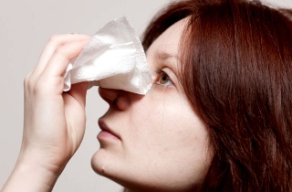 Как лечить опухоль после ушиба носа
