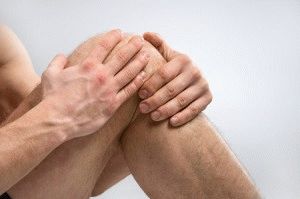 Расхождение болей к колену