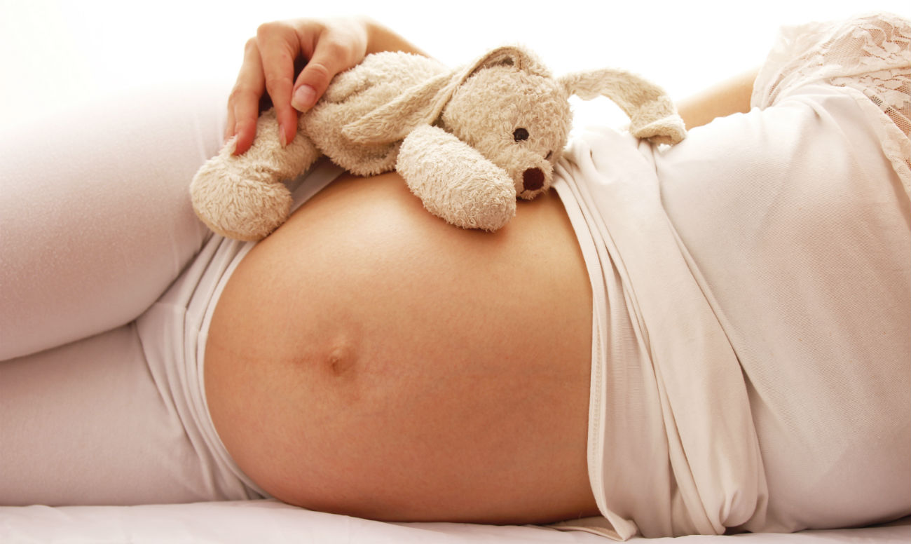 6 причин боли в пояснице при беременности на ранних сроках