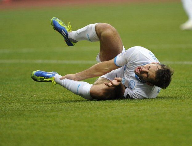 Травма голеностопа у футболиста