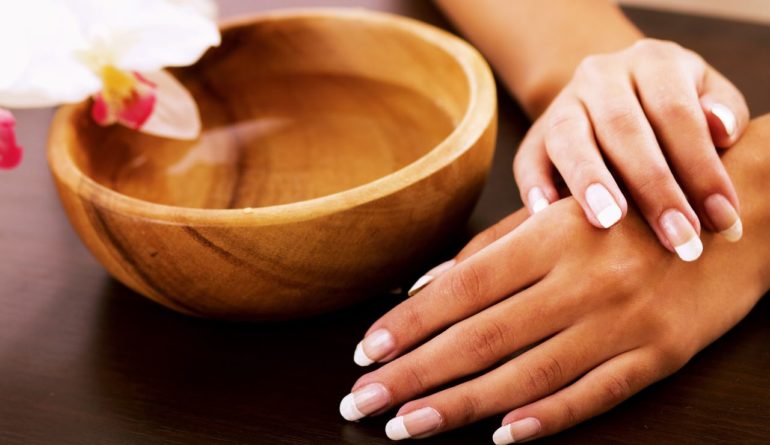 Способы лечения ломких ногтей на сайте Women Planet