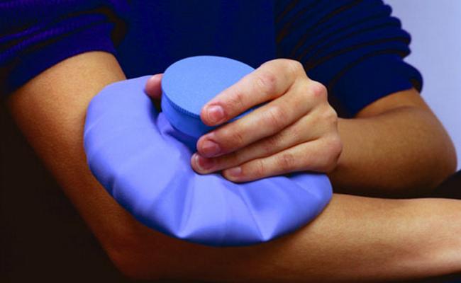 растяжение мышц руки лечение